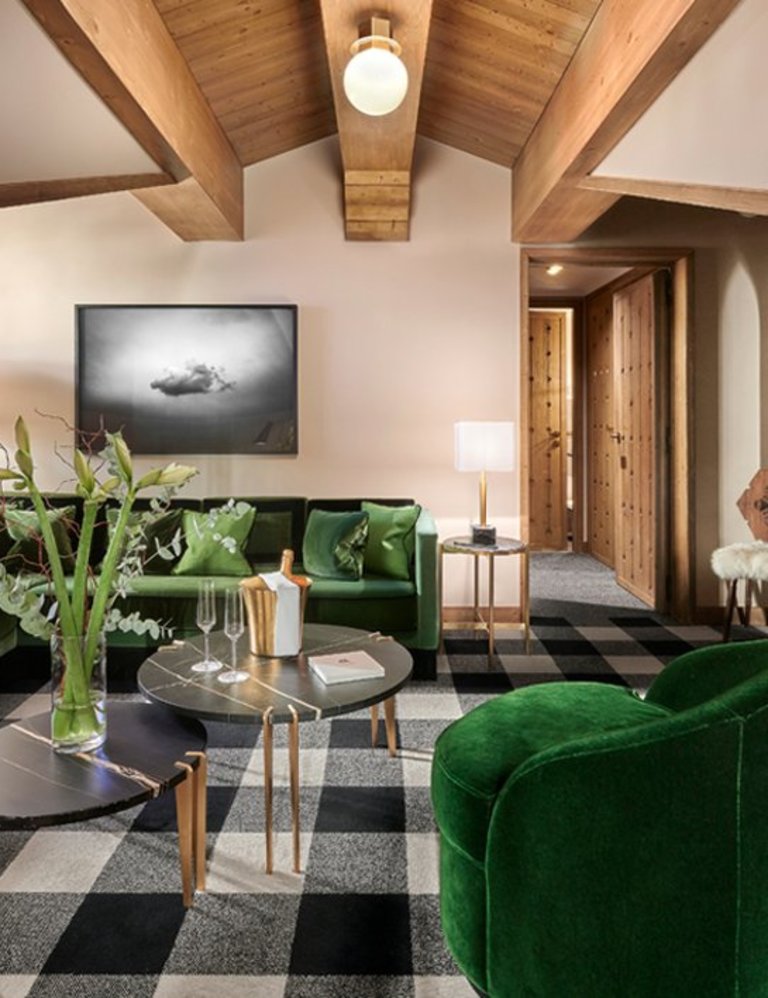 APG - Family Suite living room